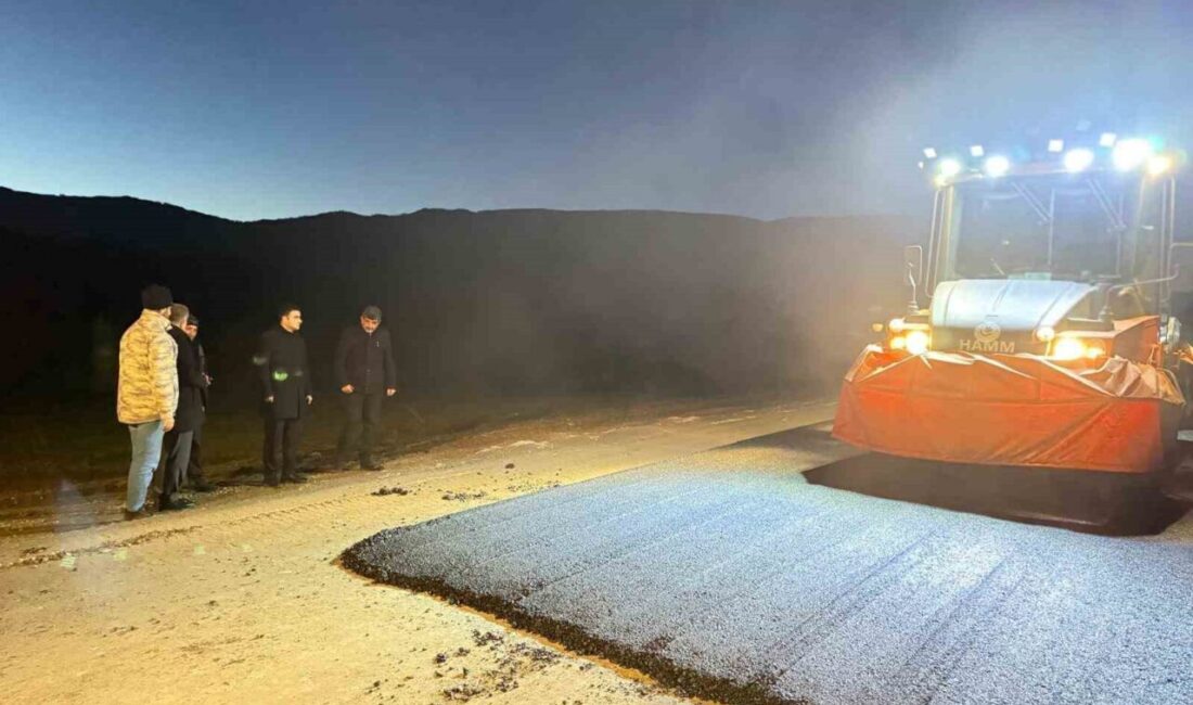 Bilecik köy yollarında asfalt mesaisi Bilecik’in Osmaneli ilçesinde köy grup yollarında yürütülen bitümlü sıcak karışım