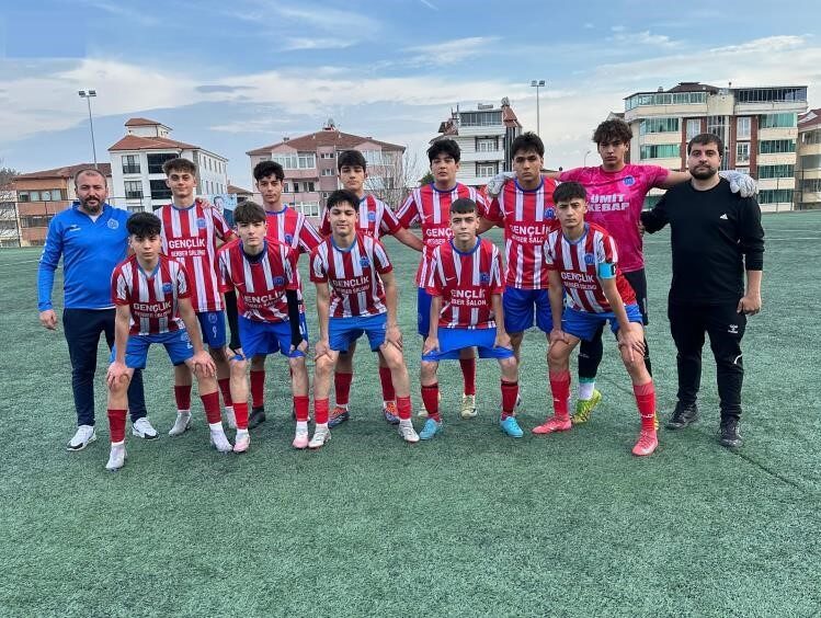 Bilecik U16 Genç Ligi’nde 5’inci hafta geride kalırken, lig hem