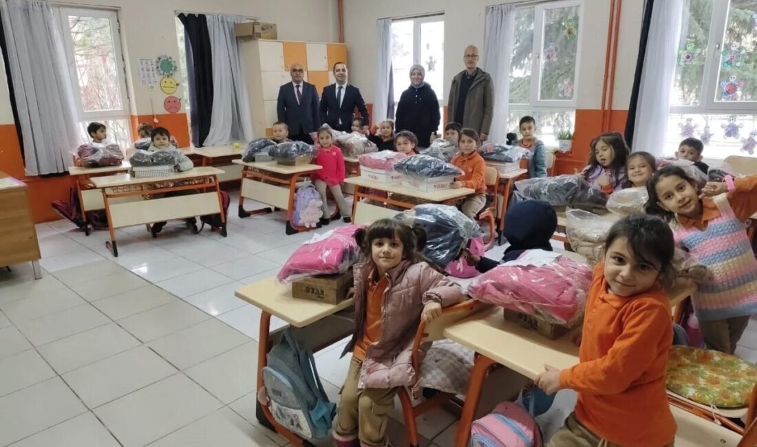 Bilecik’in Yenipazar ilçesinde yıllarca eğitim camiasına emek vermiş hayırsever, ilçedeki