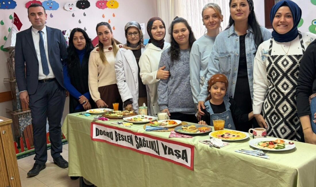 Bilecik’te eğitici ve sağlıklı tabaklar hazırlandı Bilecik Halk Eğitimi Merkezi’nde eğitici ve sağlıklı tabaklar hazırlandı. Bilecik