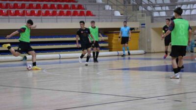 Bilecik’te Okul Spor Faaliyetleri kapsamında düzenlenen Genç Erkekler Futsal Müsabakaları,