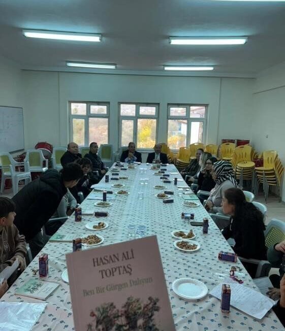 Bilecik’in Bayırköy beldesinde, öğrencilerin okuma ve anlama becerilerini geliştirmeye yönelik