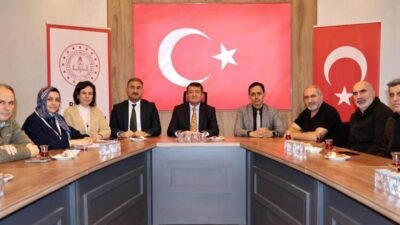 Bilecik’te okul kantinlerinde fiyat denetimlerine yönelik kapsamlı bir toplantı gerçekleştirildi.