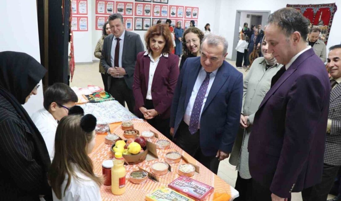 Bilecik’in Bozüyük ilçesinde okullarda Yerli Malı Haftası etkinliği düzenlendi. Bozüyük