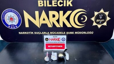 Bilecik’te düzenlenen uyuşturucu operasyonunda çeşitli uyuşturucu maddeler ele geçirilirken, 2