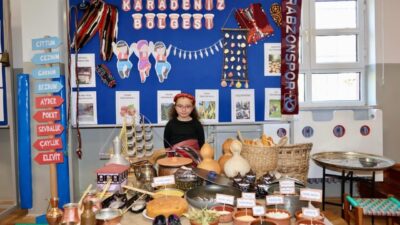 Bilecik’te Tutum, Yatırım ve Türk Malları Haftası kapsamında anaokulu öğrencilerine