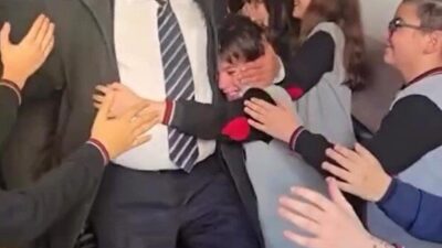 Bolu’da eğitime adadığı 46 yıllık öğretmenlik yolculuğunu tamamlayan Abdullah Aytar,