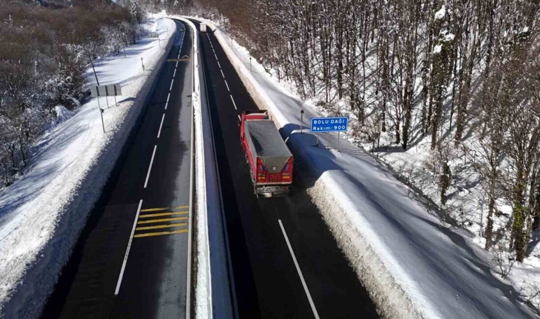 Bolu Dağı’nda kartpostallık görüntüler Bolu Dağı’nda 3 gündür aralıklarla etkili olan kar yağışının ardından