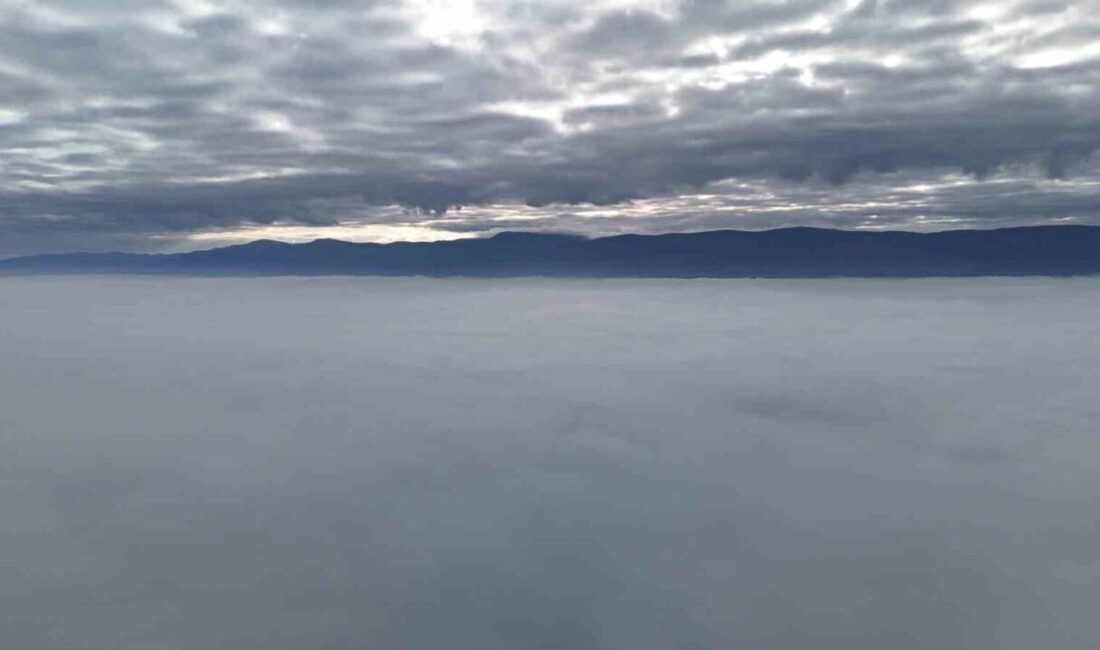 Bolu’da sabah saatlerinden itibaren etkili olan sis tabakası havadan dronla