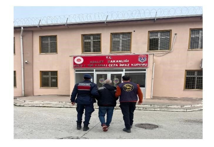 Bolu’da, hakkında ’hükümlü veya tutuklunun kaçması’ ve ’hırsızlık’ suçlarından kesinleşmiş