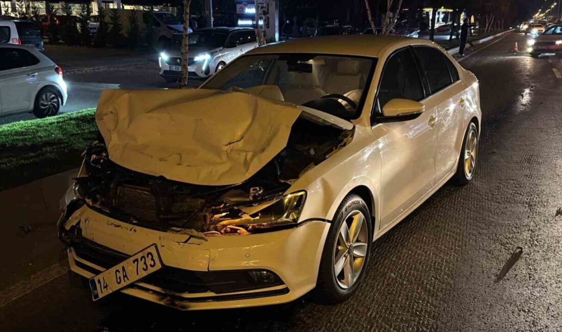 Bolu’da D-100 karayolunda iki otomobilin çarpışması neticesinde meydana gelen kazada