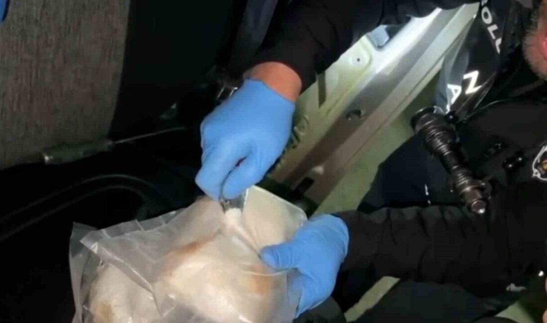 Bolu’da uyuşturucu operasyonu Bolu’da emniyet ve jandarma ekiplerince belirlenen adreslere yapılan operasyonlarda kokain