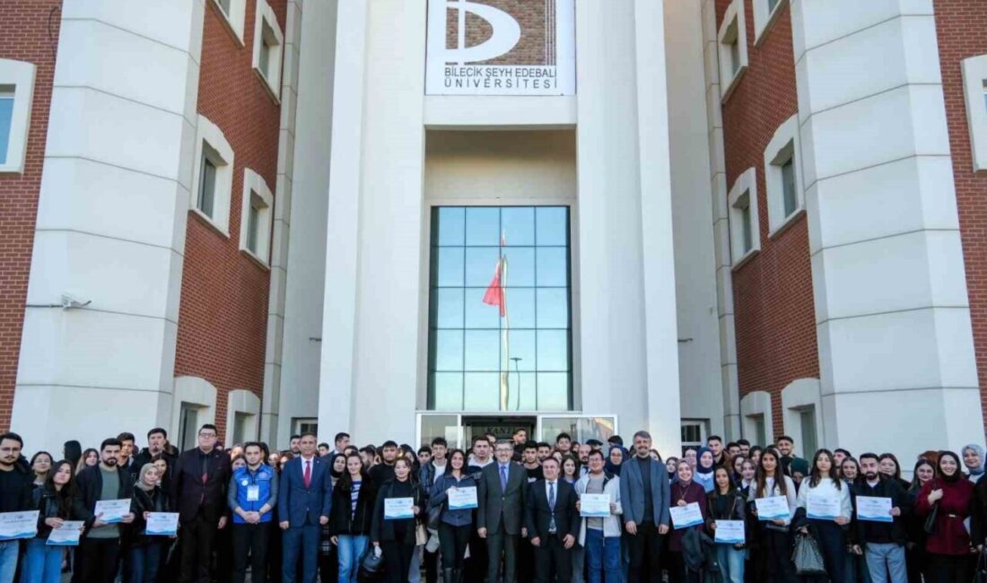 Bilecik Şeyh Edebali Üniversitesi’nde (BŞEÜ) ÜNİDES kapsamında sertifika töreni gerçekleştirildi.
