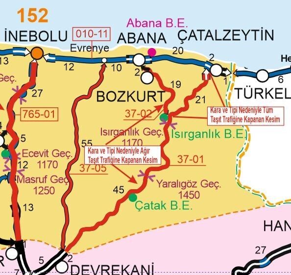 Çatalzeytin’e ulaşımın sağlandığı yol trafiğe kapatıldı Kastamonu’da etkili olan kar yağışı sebebiyle Devrekani-Çatalzeytin karayolunun Isırganlık-Çatalzeytin arasındaki