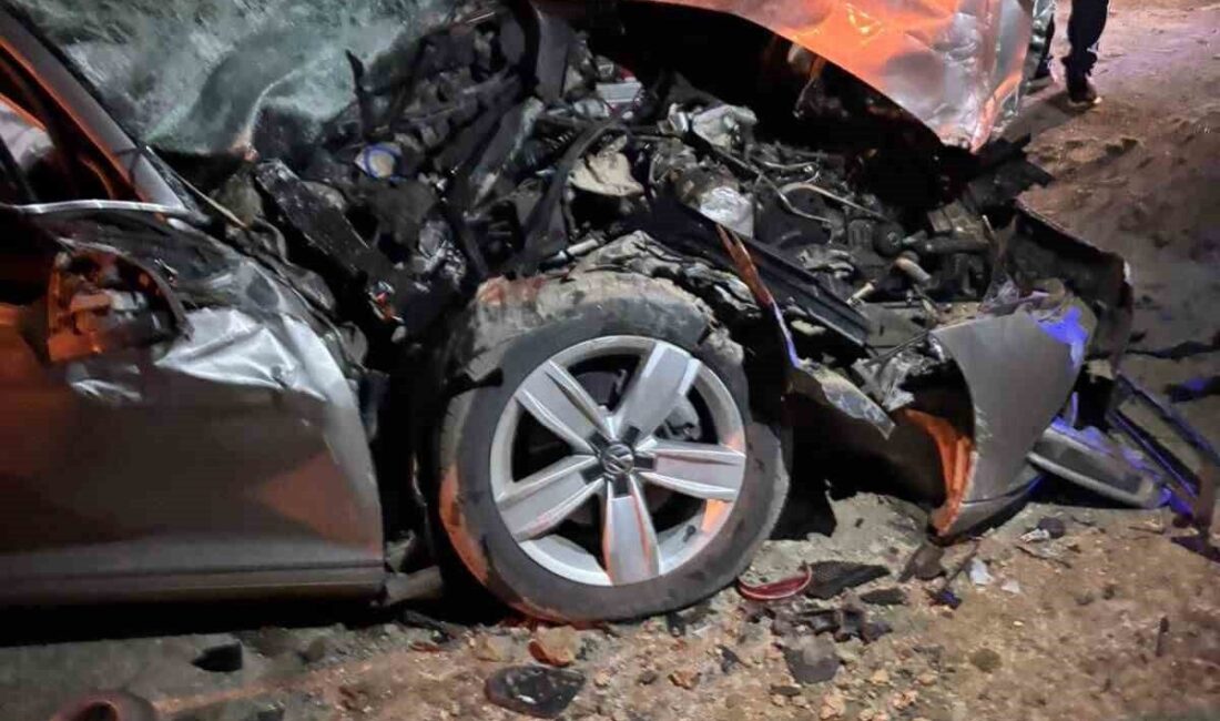 Çekiciye çarpan otomobilin sürücüsü yaralandı Sakarya’nın Kaynarca ilçesinde çekiciye çarpan otomobilin sürücüsü yaralandı. Sarıbeyli Mahallesi’nde