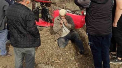 Kastamonu’da cenaze aracı ile traktörün çarpışması neticesinde meydana gelen kazada