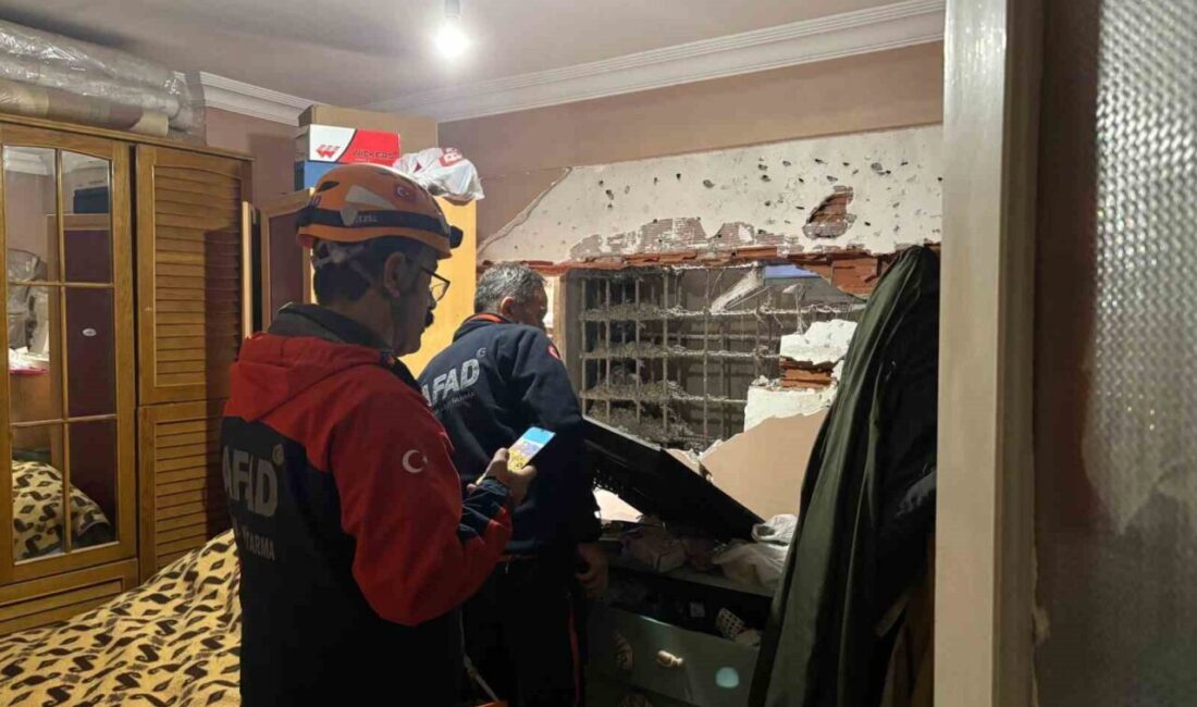 Kocaeli’de 5 katlı bir apartmanın yanındaki inşaat çalışması, 1’inci katındaki