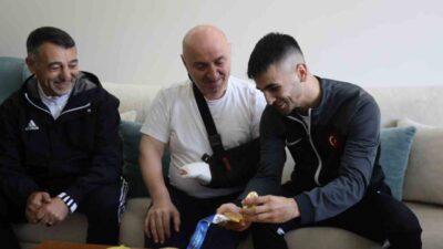 Darıca Belediyesi Eğitim ve Spor Kulübü sporcusu Eray Şamdan, şampiyona