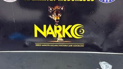 Düzce’de polis ekipleri tarafından düzenlenen operasyonda gözaltına alınan 1 kişi