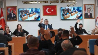 Düzce Belediye Meclisi bütçe düzenlemeleri, imar değişiklikleri ve çalışma yönetmeliklerinin