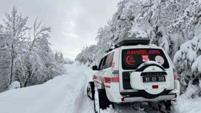 Düzce’de yüksek kesimlerde etkili olan kar yağışı Yığılca’ya bağlı Tuğrul