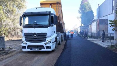 Erenler Belediyesi, ilçe genelinde ulaşım altyapısını güçlendirmek ve vatandaşlara daha