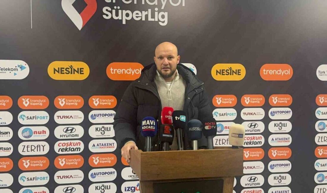 Kocaelisporlu kaleci Gökhan Değirmenci, Ziraat Türkiye Kupası’nda 3-1 kazandıkları Erzurumspor