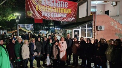 Gölcük’te bu yıl 31’incisi düzenlenen “Geleneksel Hamidiye Kestane Festivali” yoğun