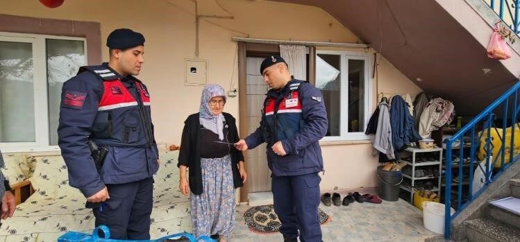 Gölpazarı’nda KADES farkındalık çalışmaları yapıldı Bilecik’in Gölpazarı ilçesine bağlı Küçükyenice ve Hüyük köylerinde, KADES (Kadın