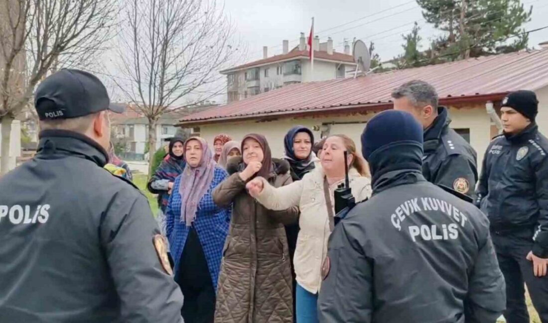 Bolu’da bir mahallede yapımına başlanan baz istasyonu tepkilere neden oldu.