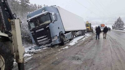 Bolu’nun Mudurnu ilçesi ile Ankara’nın Nallıhan ilçesini birbirine bağlayan karayolunda