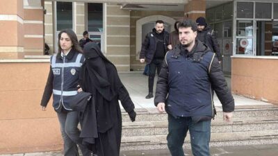 Kastamonu’da DEAŞ silahlı terör örgütüne yönelik düzenlenen operasyonda gözaltına alınan