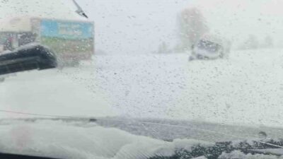 Kastamonu’da yoldan çıkan yolcu otobüsü, kara saplandı. Yolcular farklı bir