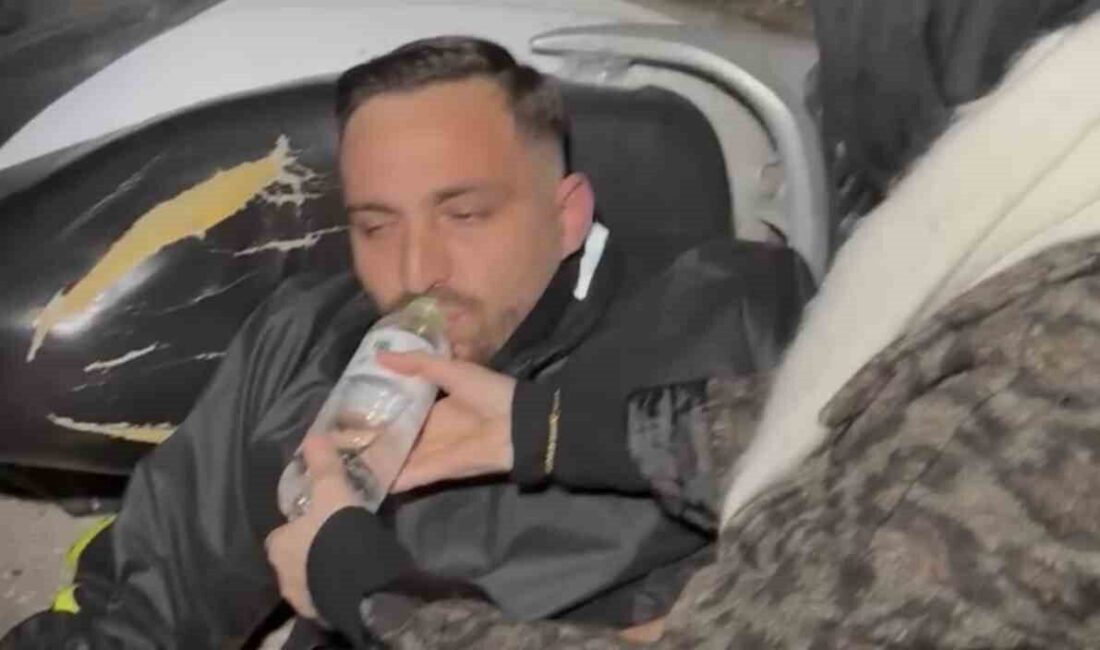 Düzce’de motosikletli kurye olarak çalışan Onur Eski, sevgilisi Elif Ceylan’ı