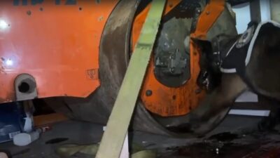 Kocaeli TEM Otoyolu’nda durdurulan bir tırın üzerindeki asfalt silindirinde yapılan