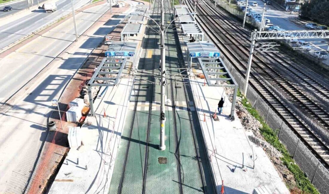 Kocaeli Büyükşehir Belediyesince yürütülen ulaşım projeleri kapsamında, kent içi raylı