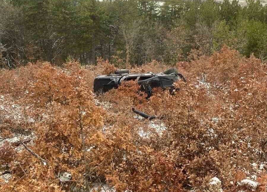 Bilecik’in Bozüyük ilçesinde iki otomobilin çarpışması sonucu meydana gelen trafik