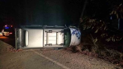 Bilecik’te seyir halinde kontrolden çıkan pikap Plaka Tanıma Sistemi (PTS)