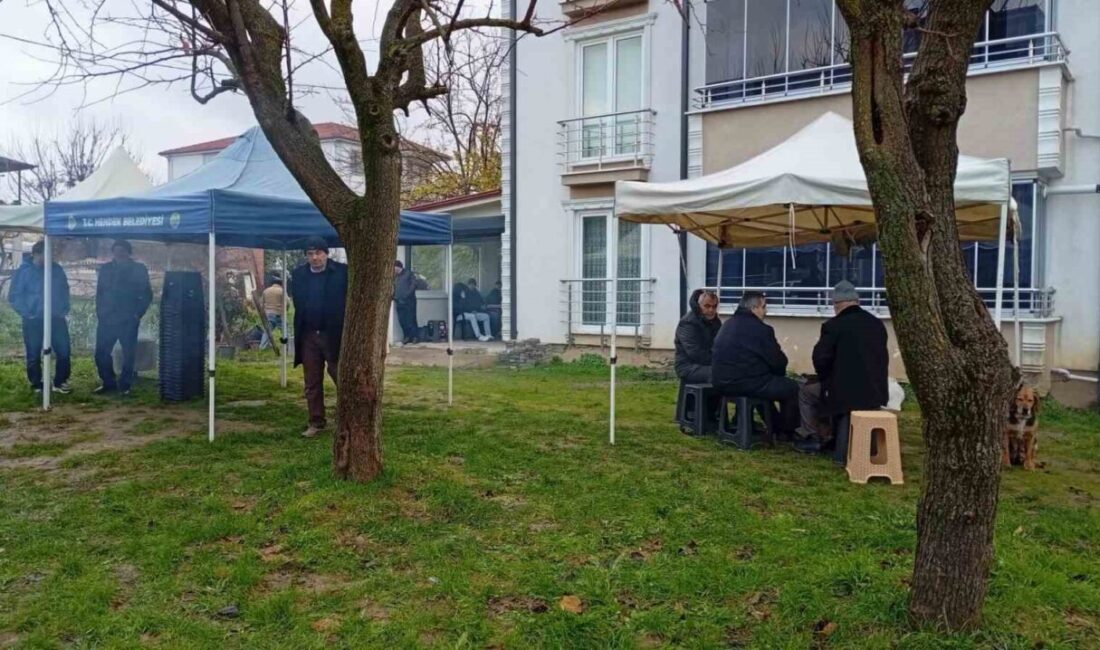 Umre ibadetini yerine getirmek için Sakarya’nın Hendek ilçesinden Mekke’ye giden