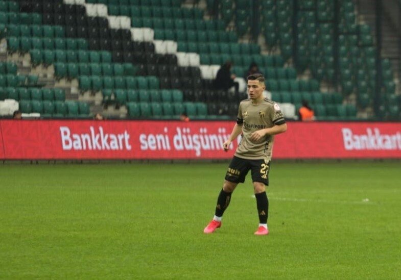 Kocaelispor’un 19 yaşındaki oyuncusu Mustafa Efe Bilim, Ziraat Türkiye Kupası’nda