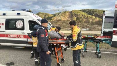 Kastamonu’da 1 kişinin hayatını kaybettiği trafik kazasında yaralanan kamyonet sürücüsü,