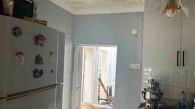 Bilecik’in Osmaneli ilçesinde çıkan ev yangınında eşyalar kullanılmaz hale geldi.