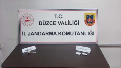 Düzce’de Jandarma Narkotik Suçlarla Mücadele ekipleri tarafından D100 karayolu üzerinde