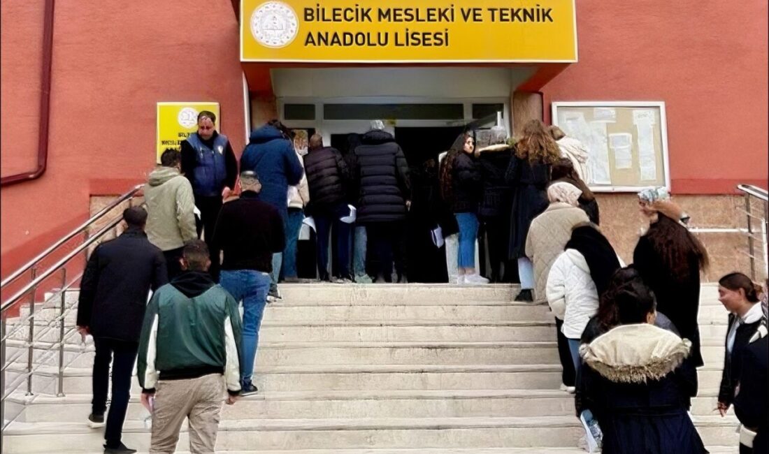 Özel güvenlik sınavları Bilecik’te de gerçekleştirildi Özel Güvenlik Denetleme Başkanlığı koordinesinde, 81 ilde eş zamanlı olarak