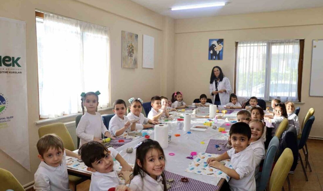 Sakarya Büyükşehir Belediyesi Sanat ve Meslek Eğitimi Kursları (SAMEK), yetişkinlerin