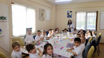 Sakarya Büyükşehir Belediyesi Sanat ve Meslek Eğitimi Kursları (SAMEK), yetişkinlerin