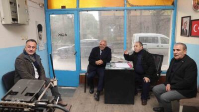 Körfez Belediye Başkanı Şener Söğüt, yapımı devam eden yeni üniversite