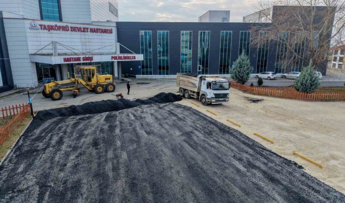 Taşköprü Belediyesi, kış mevsiminde sahadaki 60 kişilik ekip ile asfalt