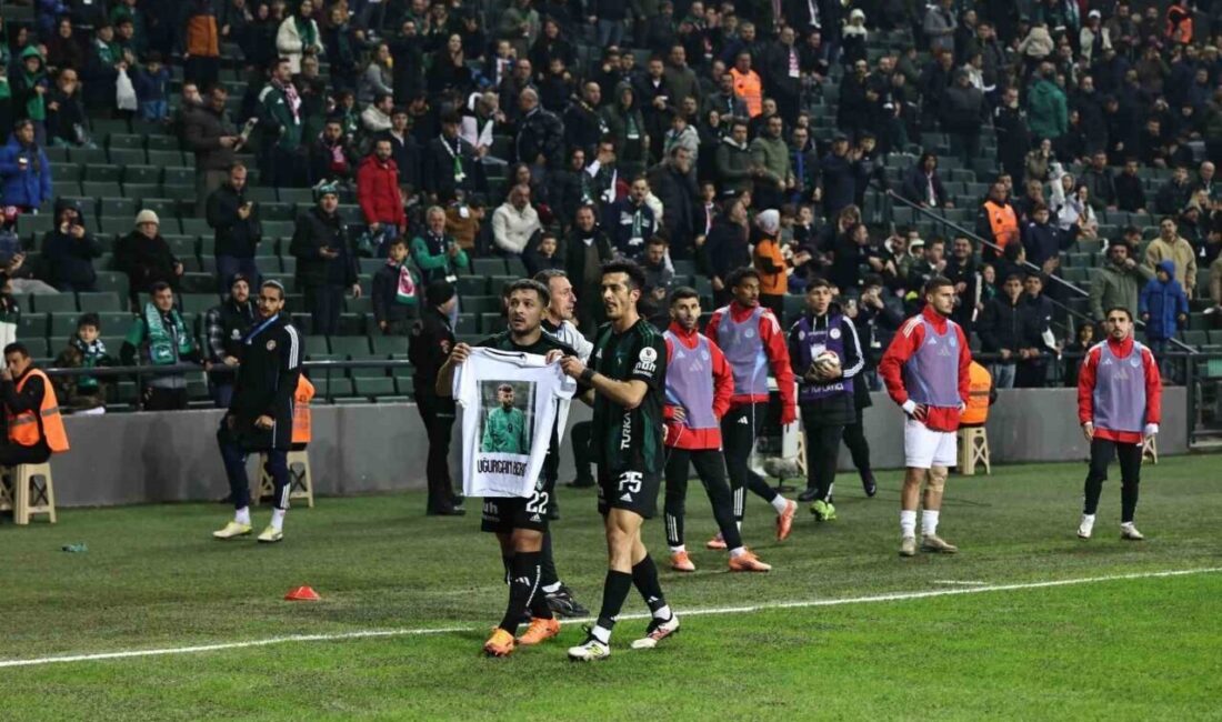 Trendyol Süper Lig’in 17. haftasında Kocaelispor, Antalyaspor ile karşılaşırken, ev
