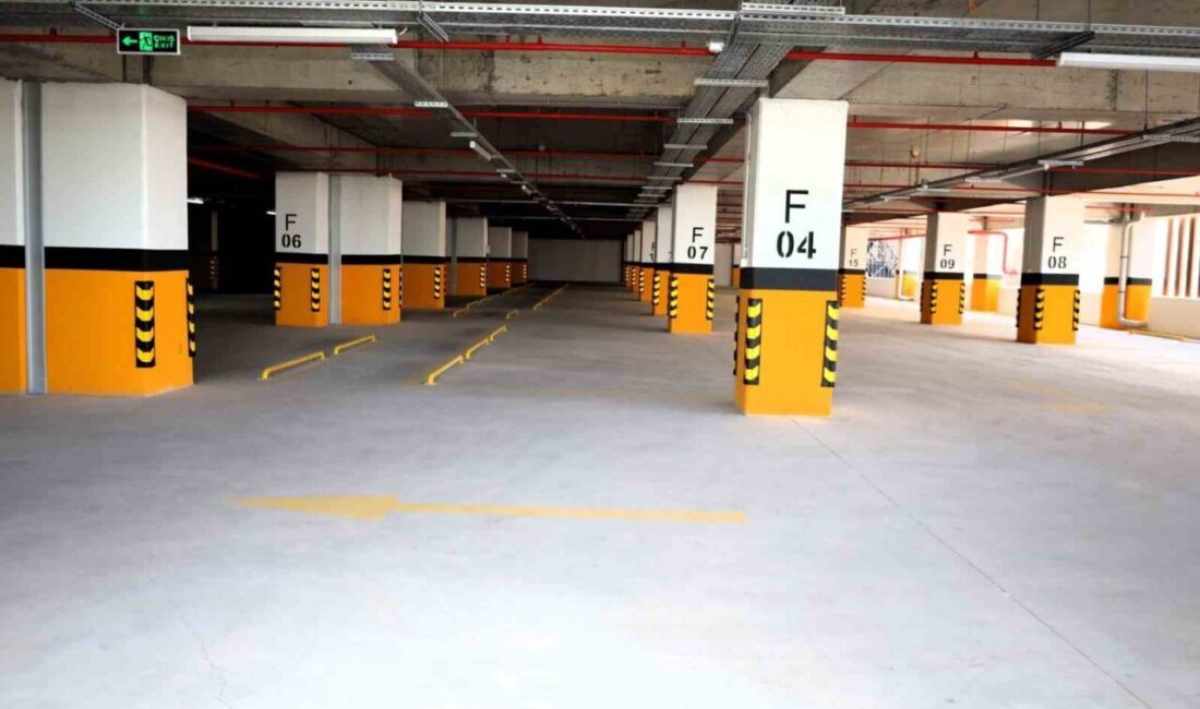 Teleferik otoparkı hafta sonları gün boyu 50 TL Kartepe Teleferik Katlı Otoparkı, yoğunluk yaşanan günlerde düzensiz parklanmayı önlemek